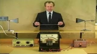 Опыты по физике. Интерференция электромагнитных волн