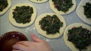 Spinach Fatayer - فطير  السبانخ