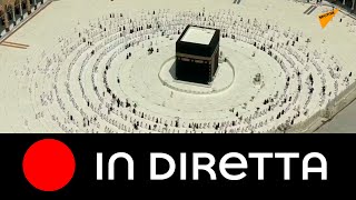 Ramadan, preghiera nella Grande Moschea della Mecca