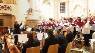 VORWEIHNACHTLICHES SINGEN UND MUSIZIEREN IN DER LUTHERKIRCHE BAD STEBEN