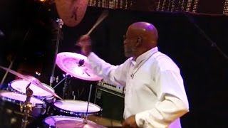Eric Kamau Gravatt: THE DRUM SOLO