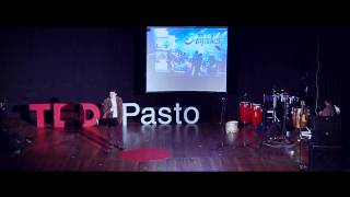 Como la música cambia tu vida: Javier Coral at TEDxPasto