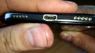 Не включается/не заряжается смартфон Huawei Y6 Black (SCL-L21). Разборка
