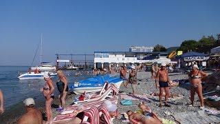Море -"кипяток"! С утра пораньше пляжи ждут отдыхающих ! Лазаревское около t + 30°,