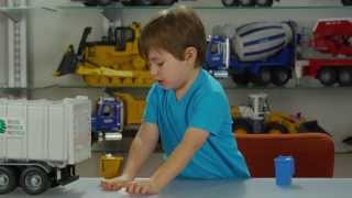 Bruder Toy Expert Episode #003 Garbage truck Review