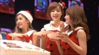 Christmas T-ara by Queens