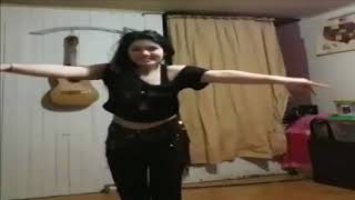 رقص منازل شديد ومثير من مدام هايجه 1