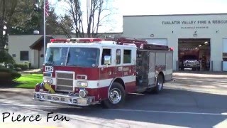 Engine 52 Responding Tualatin Valley Fire & Rescue (2001 Pierce Dash)