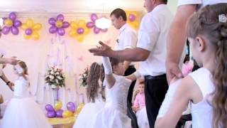 Танець донечок з татами, Випускний 2015, ДНЗ №8 Казка м.Броди, група "Дивосвіт"