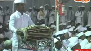 ह.भ.प.एकनाथ महाराज कोष्टी पखवाज व संतोष महाराज बिडकर  गायन कीर्तनातील चाल