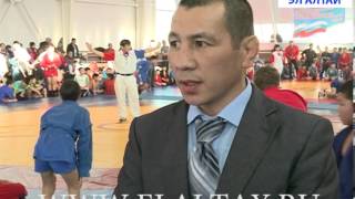 В Онгудае состоялся республиканский турнир по самбо, посвященный памяти Николая Кулачева