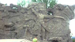 Стены-руины