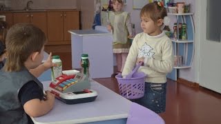 Сюжетно-ролевая игра "МАГАЗИН" /группа среднего возраста/