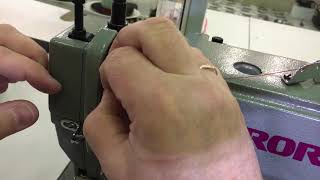 Запарвка нити на промышленной швейной машине Aurora A-0302. Threading industrial sewing machine.