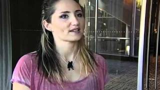 KT Tunstall - Warned to Cover her Hotel Windows