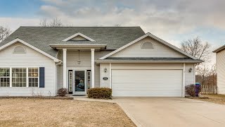 1725 Clifty Pkwy, Fort Wayne, IN Presented by Courtney Godfrey Ousley.