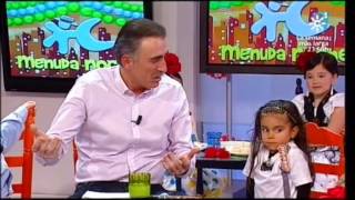 Juan Miguel En Menuda Noche Con Julio Iglesias JR Bailando El FOLLOW THE LEADER(SEGUIR AL LIDER)