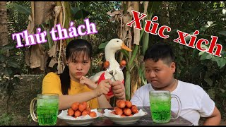 Thử thách Ăn Xúc Xích Nhận Thưởng và Cái Kết Cười Không Nhặt Được Mồm.