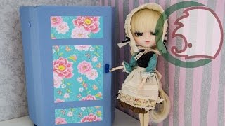 Как сделать шкаф для кукол. How to make a wardrobe for a doll.