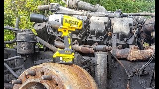 Аккумуляторный гайковёрт DeWALT DCF 899P2 - Крутим 32 гайки на МАЗе (HARD TEST)