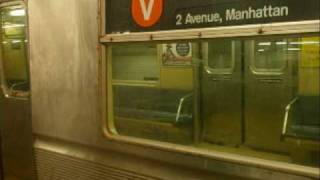 INTRODUCING!!!! the R40M/R42 V Train at Forest Hills-71st Ave