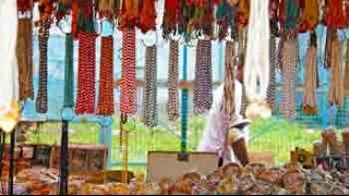 Jaipur, India: Hawa Mahal, best place to buy traditional items
