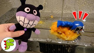 アンパンマン おもちゃ アニメ ばいきんまんが騎士竜戦隊リュウソウジャーのバスボムをやったよ！ トイキッズ