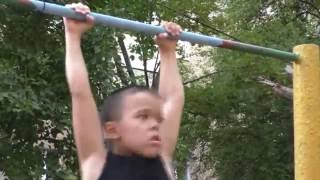 Новый рекорд Виктора Филиппова 8 лет по подтягиванию на турнике 02.07.2016 г. Уфа