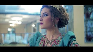 كنزة مرسلي في جلسة تصوير بأزياء جزائرية مع المصور قيس التونسي Kenza Morsli