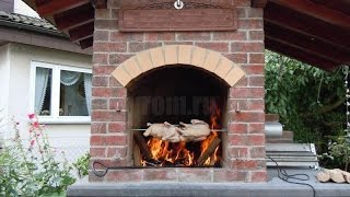 Барбекю из кирпича с электическим вертелом. Строительство барбекю своими руками.