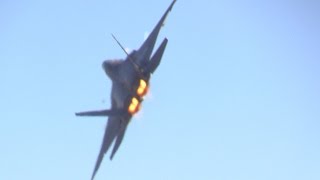 2014 F-22 RAPTOR DEMO @ CALIFORNIA CAPITAL AIR SHOW