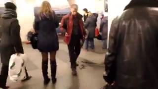 ЖЕСТЬ!!! Первые секунды после взрыва метро в Санкт Петербурге 03 04 2017
