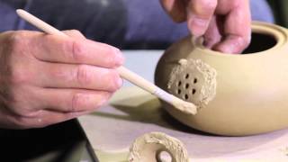Делаем чайник (часть 2).Making/Trowing a clay pottery tea pot. Part 2(assembling of a teapot).