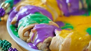 How to Make EASY King Cake Recipe with Crescent Rolls for Mardi Gras