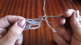 Как убавлять петли в узоре "сеточка" крючком.  How to diminish the loop in the pattern "mesh" hook.