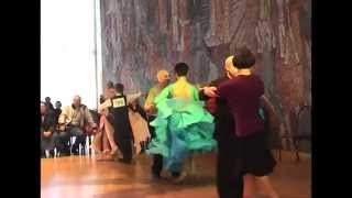 Круто! Пожилые танцоры зажигательно танцуют самбу SAMBA SENIORS