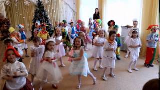 детский танец "Новогодние игрушки"