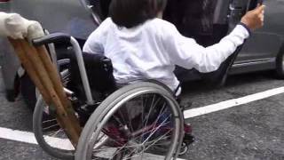 車椅子・松葉杖での自動車利用 車載・運転