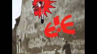 E!E - Pelikáni