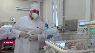 Лукашенко в роддоме: Кило 300? Боже мой, маленький!