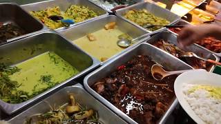 Malaysian Street Food - A must have food in Malaysia [Halal]