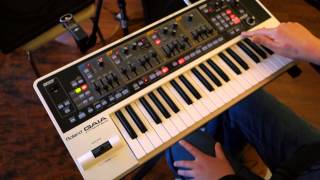 How to use the Roland Gaia SH-01 Phrase Recorder - tutorial demo and performance