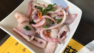 台灣美食??日本人??愛吃木柵傳統市場的鮮魚湯100透抽60豆瓣醬乾麵40魯肉飯30油豆腐30宜蘭陳記★4.8 炸雞?6隻100台幣 非常好吃的小吃 台北木柵で美味しすぎるイカと魚スープ~