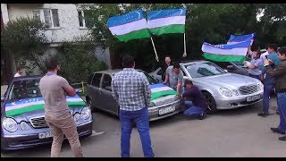 Москвада ўзбеклар биринчи марта мустақилликка бағишлаб флешмоб ўтказишди  Vatandosh