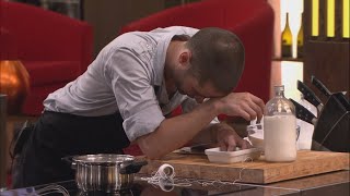 "Rimettiti il grembiule!" - Puntata 18 | MasterChef Italia 1