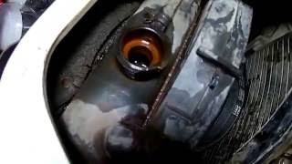 Промываем систему охлаждения Кока Колой и лимонной кислотой на Тойота Дюна  3L 1996 года Toyota Dyna
