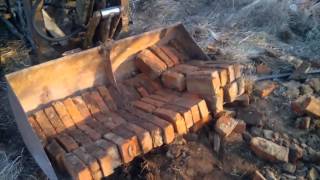 испытание погрузчика или добываем кирпич