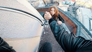 ЗАМАНИЛ ШКОЛЬНИЦУ НА КРЫШУ, РУФИНГ С ЭЛЕМЕНТАМИ ПАРКУРА, ЗАЛЕЗ ПО СТЕНЕ НА КРЫШУ