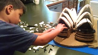 4yr old builds 2989 Piece LEGO® Creator Expert Sydney Opera House - Time Lapse Build!