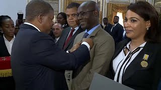 Luanda condecora Rafael Marques